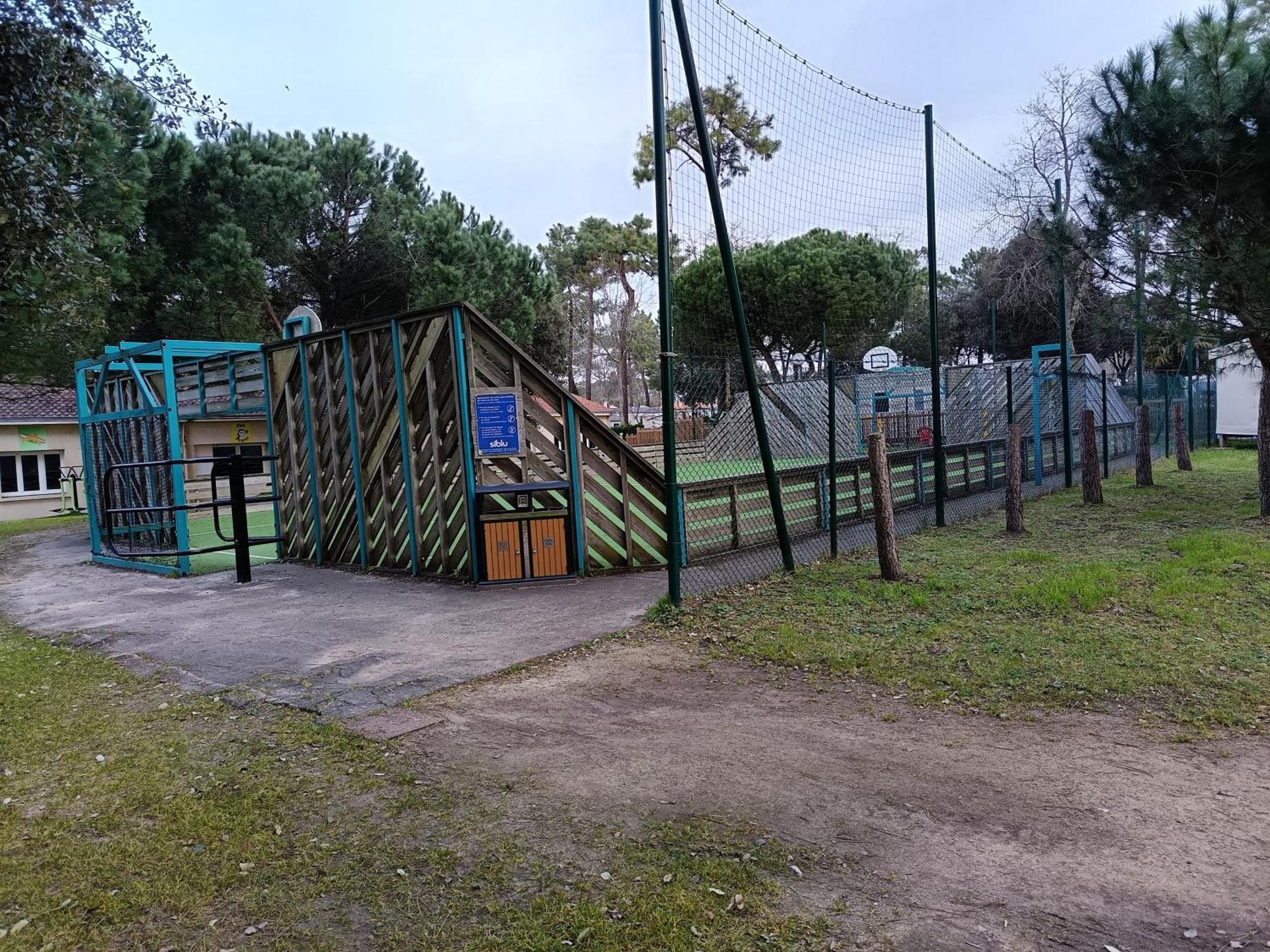 Mh 805 Camping Bois Dormant Σαιν-Ζαν-ντε-Μον Εξωτερικό φωτογραφία